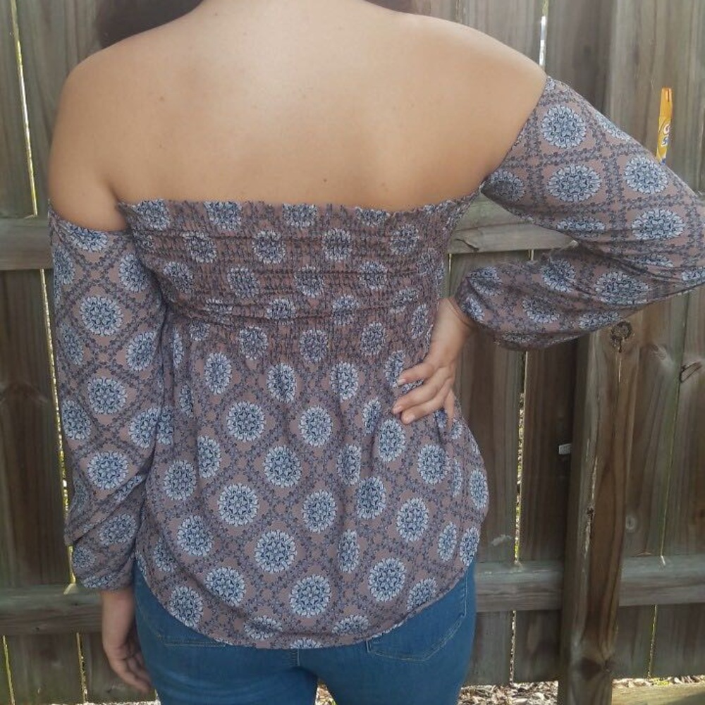 Cute purple top